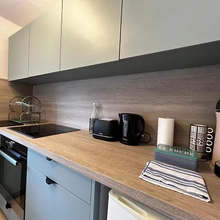 Hélios, appartement rénové, proche hyper centre. Apartamento *