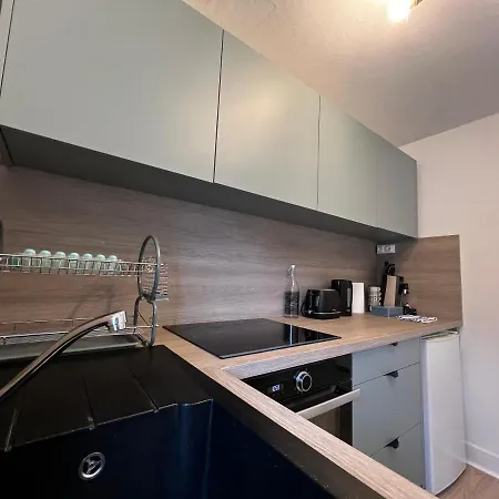 Hélios, appartement rénové, proche hyper centre. Apartamento *
